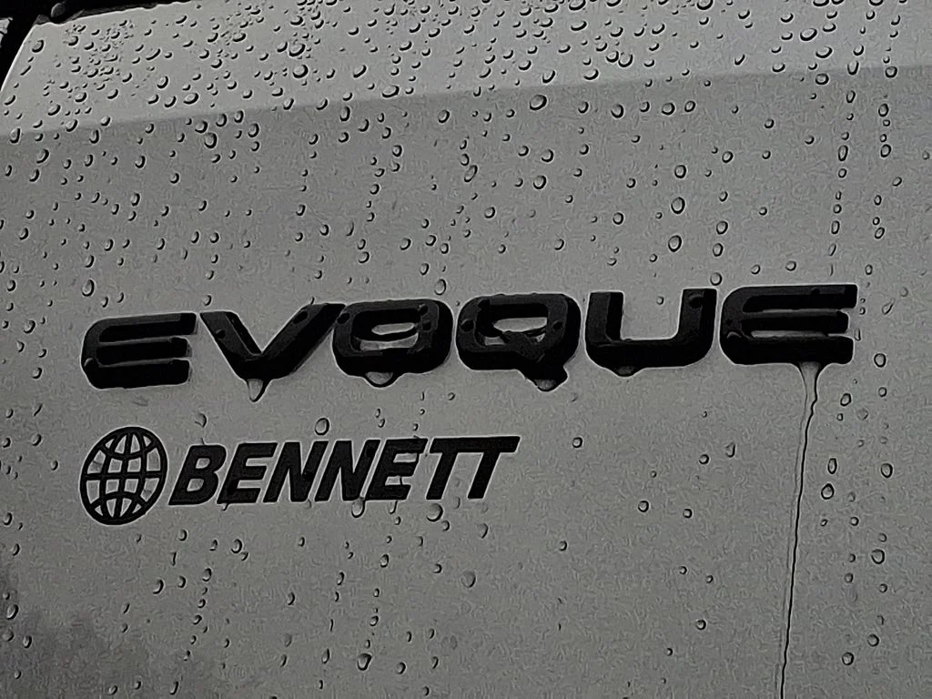 New 2026 Eiger Grey Land Rover Dynamic image 18