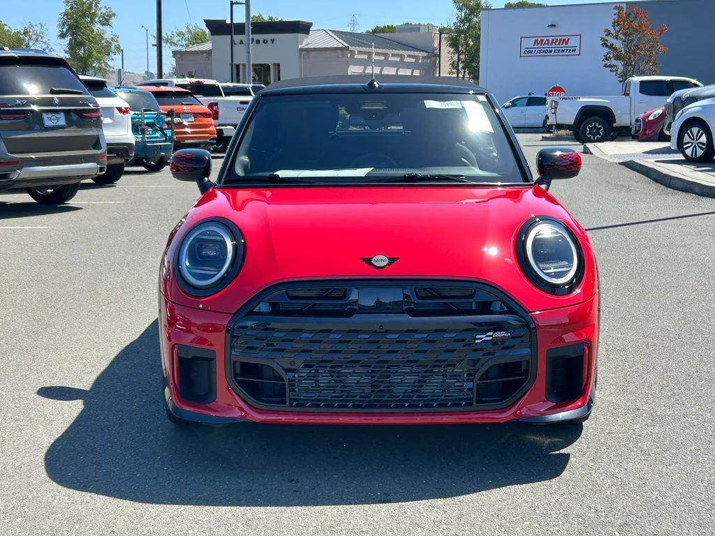 New 2026 Chili Red II MINI Iconic image 8