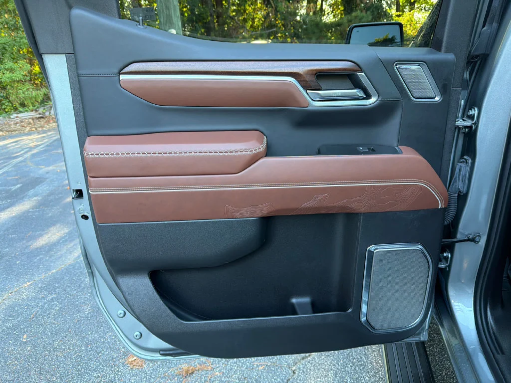 Used 2026 Silver GMC Denali Ultimate image 21