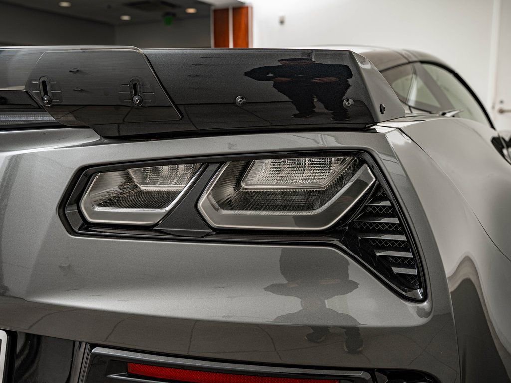 2015 Chevrolet Corvette Z06 - Photo 8