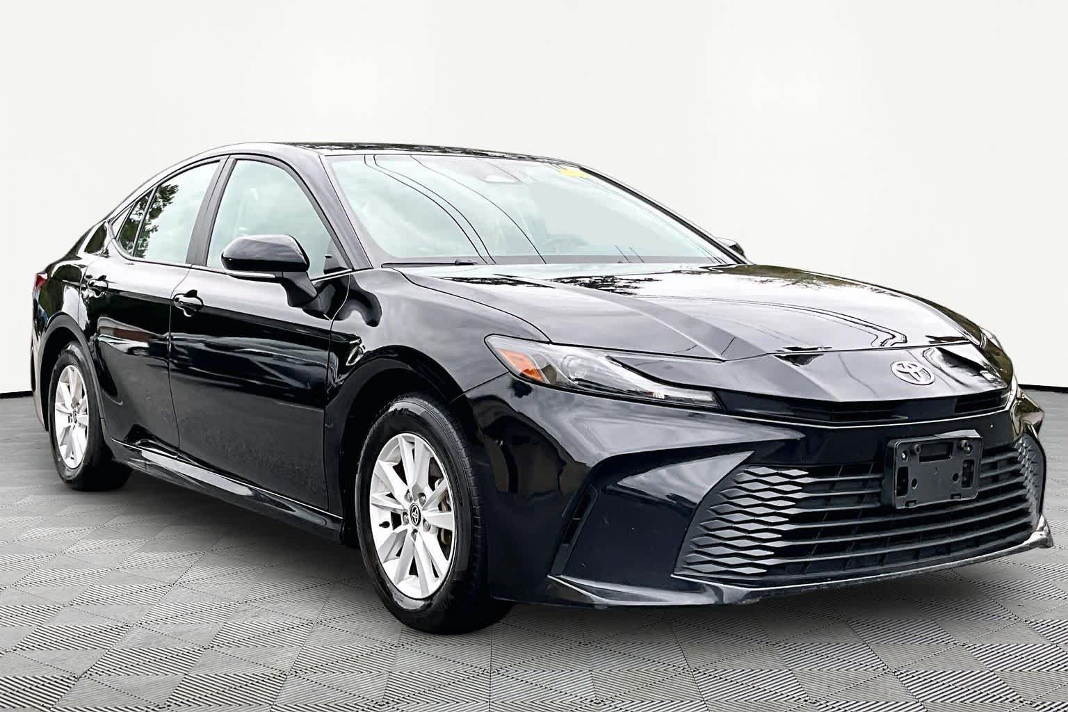 Used 2025 Midnight Black Metallic Toyota LE image 3