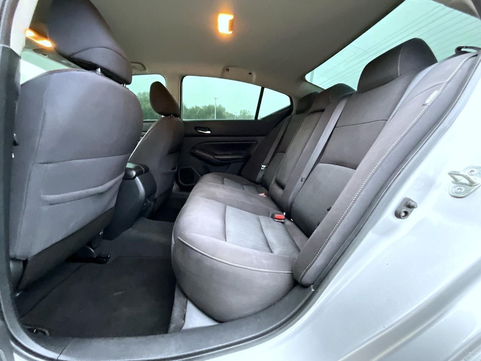 Used 2020 Silver Nissan 2.5 S image 22