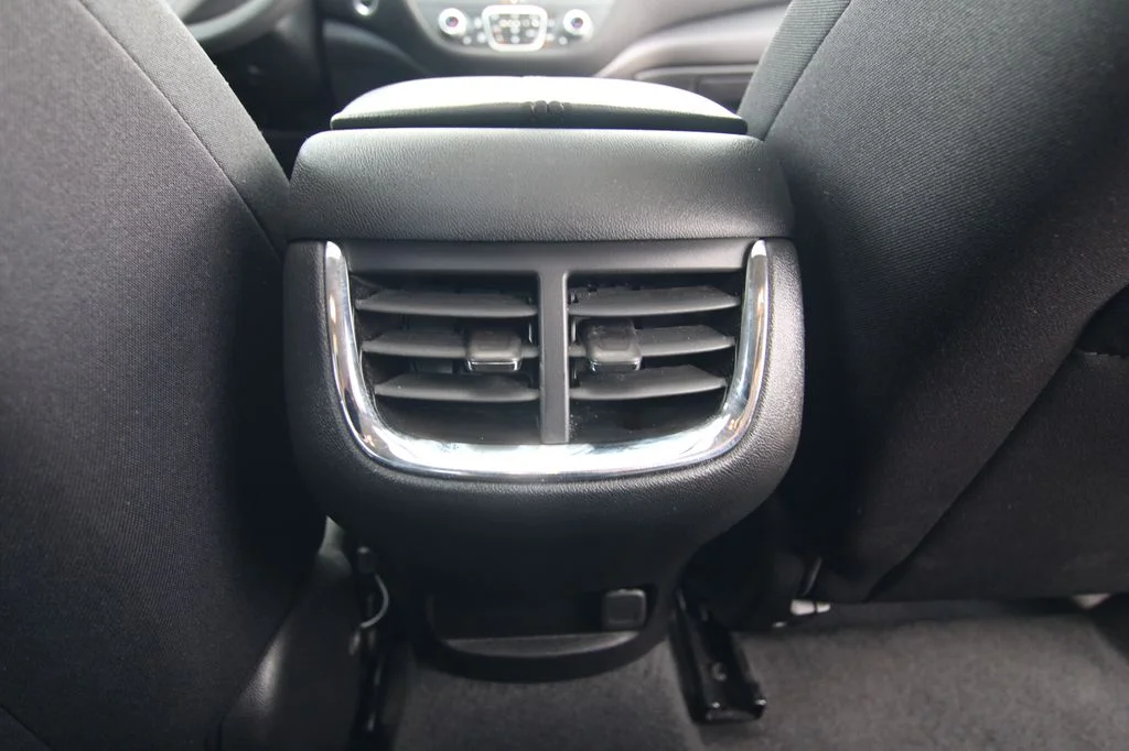 Used 2024 Mosaic Black Metallic Chevrolet LT image 33