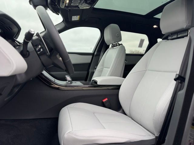 New 2026 Santorini Black Land Rover S image 14
