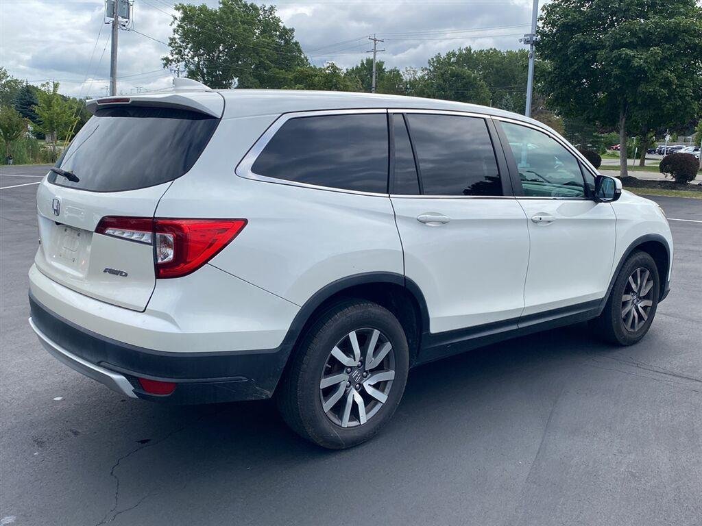 Used 2019 White Diamond Pearl Honda EX-L image 10