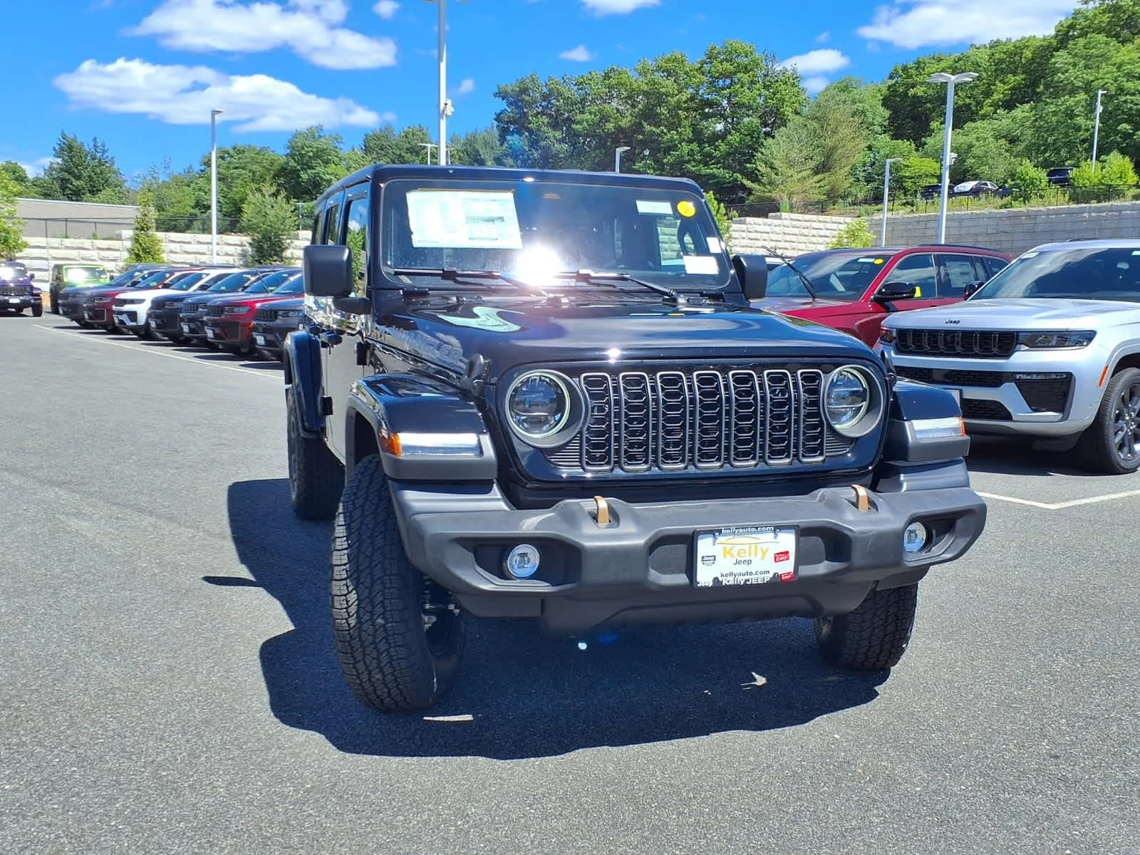 New 2026 Black Clearcoat Jeep 85th Anniversary image 4