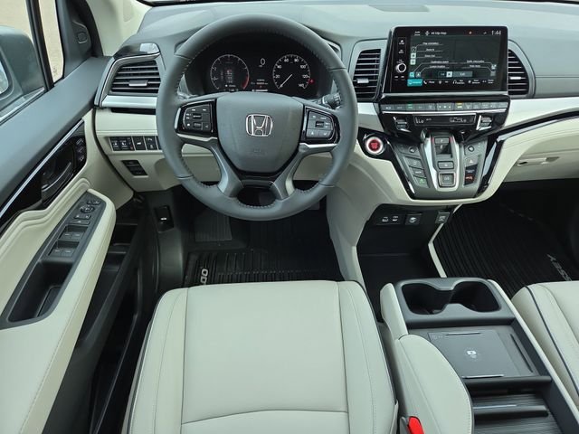 2026 Honda Odyssey Touring - Photo 9