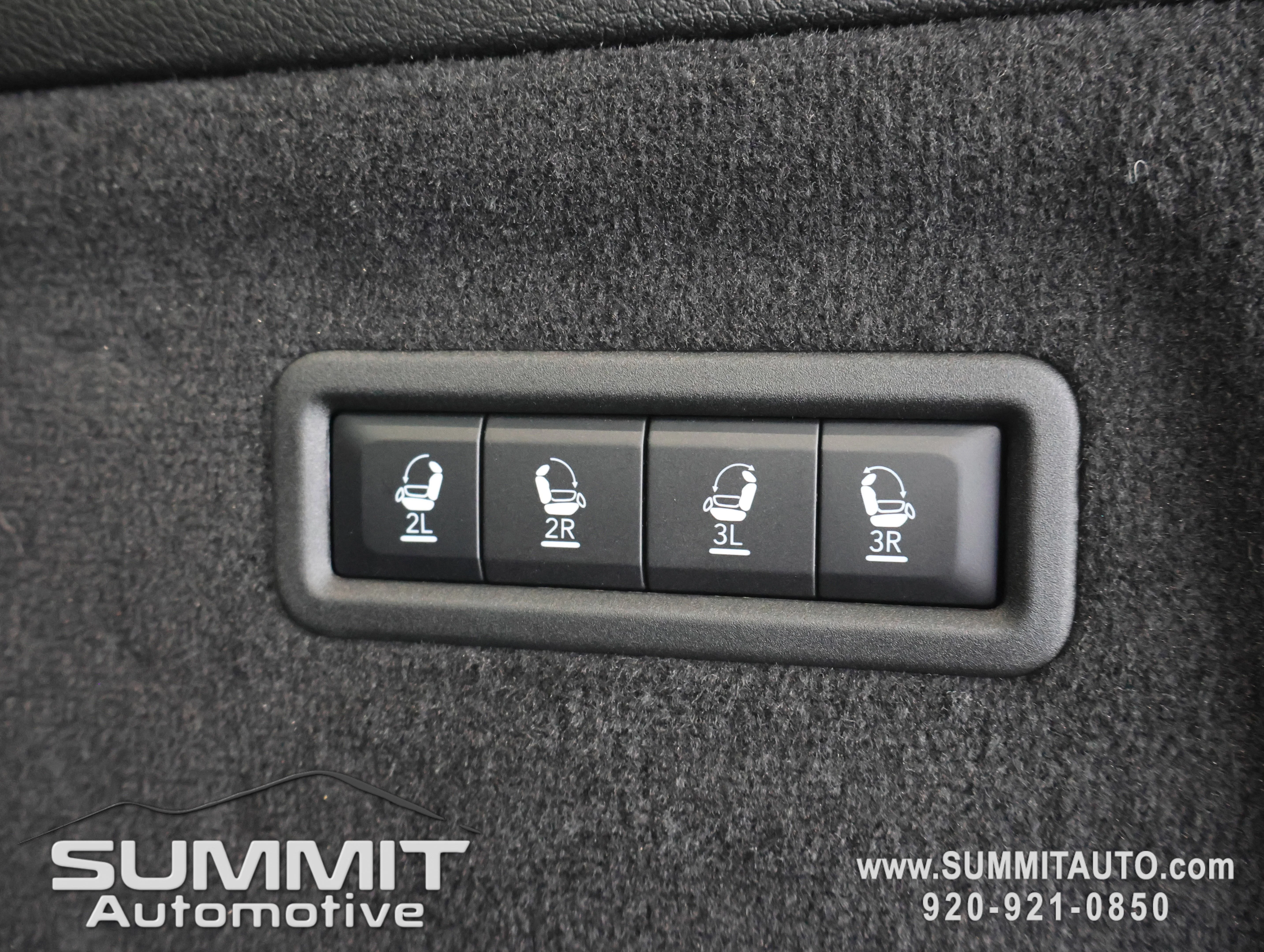 New 2026 Silver-Zynith Exterior Paint Jeep Summit Obsidian image 35