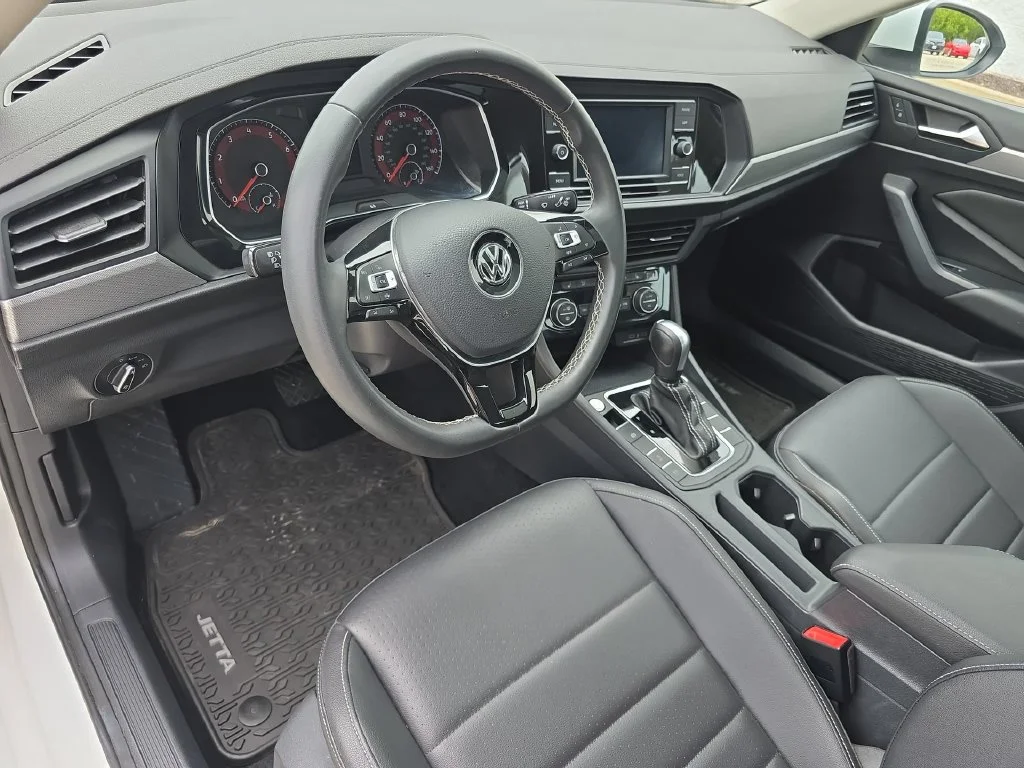 2021 Volkswagen Jetta SE - Photo 10