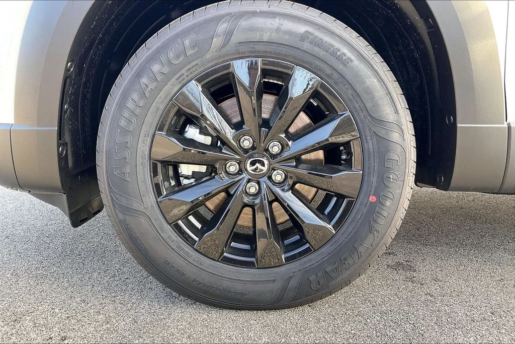 New 2026 Wind Chill Pearl Mazda 2.5 S Preferred AWD image 12