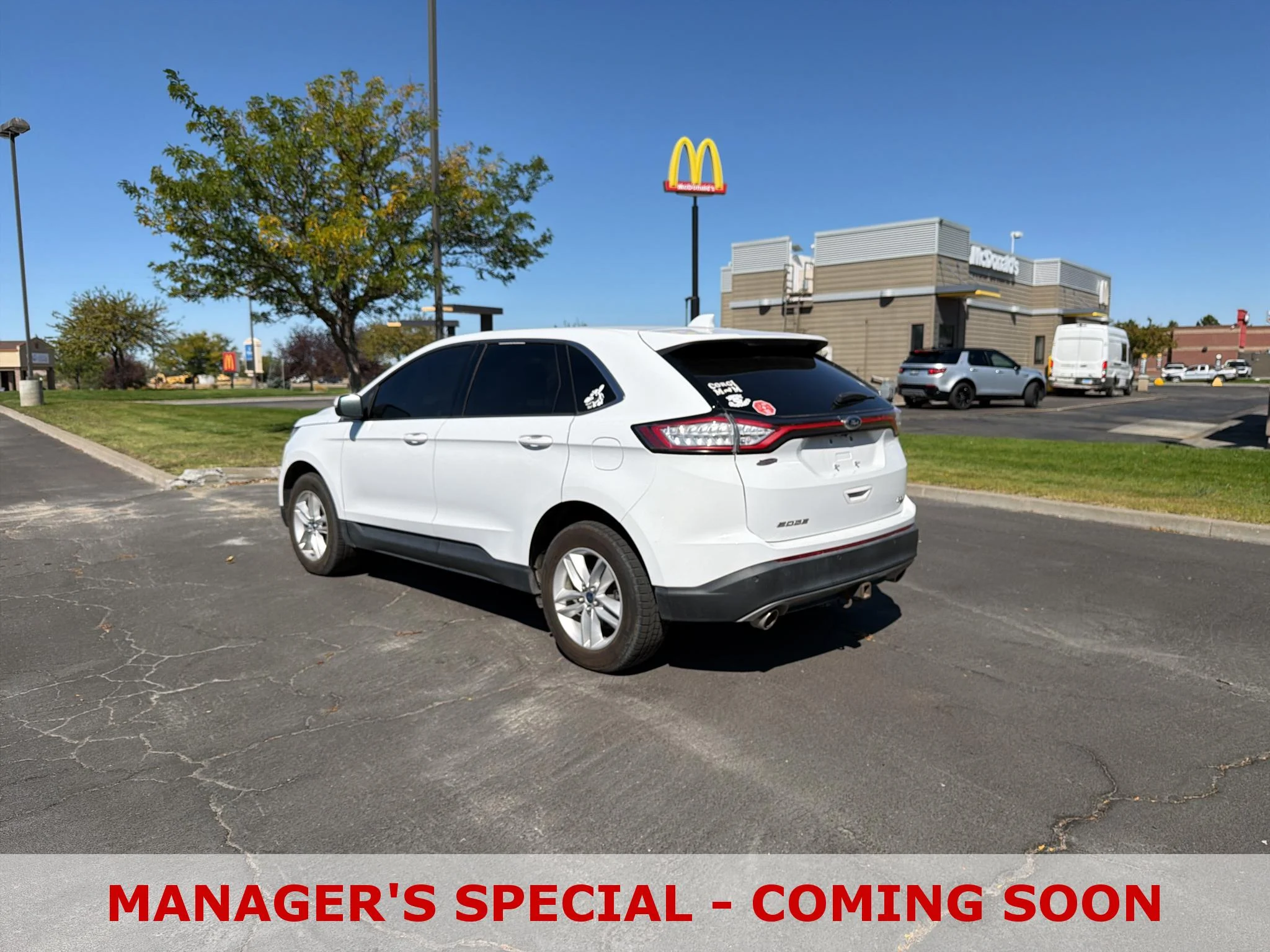Used 2017 Oxford White Ford SEL image 7