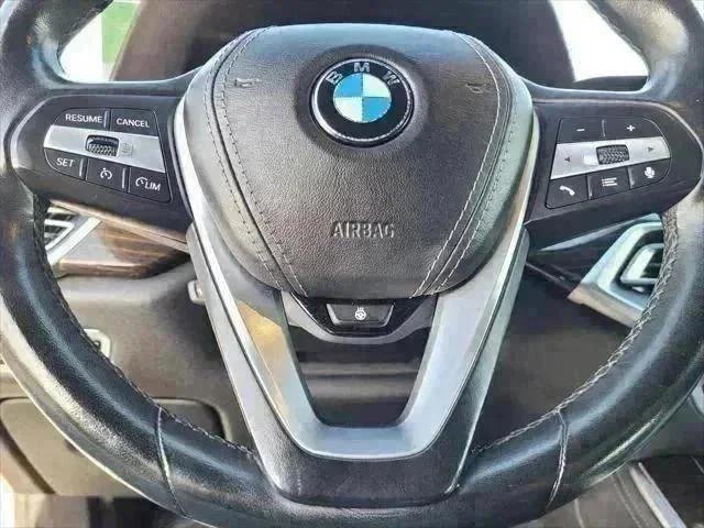 Certified Used 2019 White BMW xDrive40i image 21
