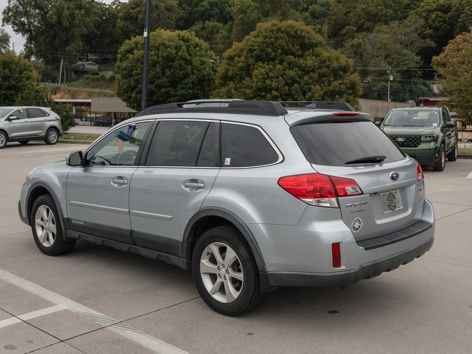 Used 2014 Ice Silver Metallic Subaru 2.5i Limited image 5