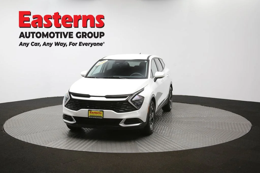 Used 2023 White Kia LX image 51