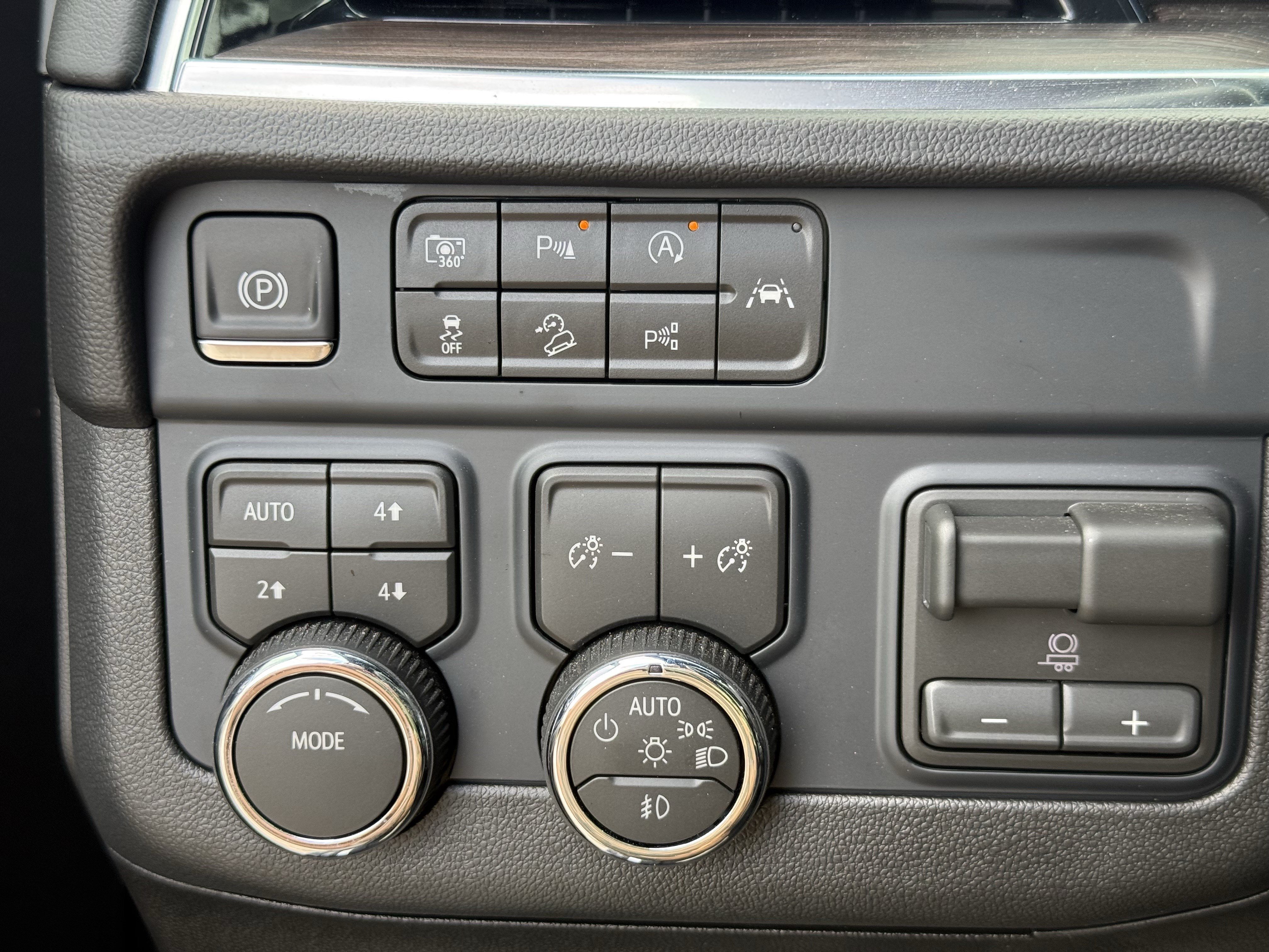 Used 2026 Sterling Gray Metallic Chevrolet Z71 image 24