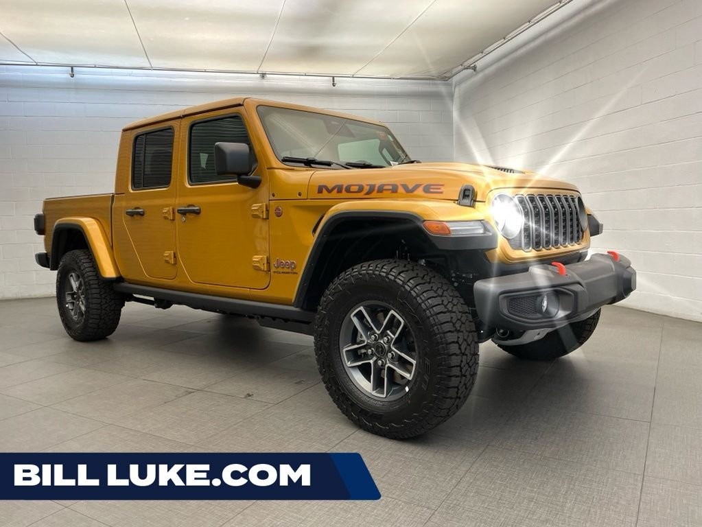 New 2026 Goldilocks Exterior Paint Jeep Mojave image 1