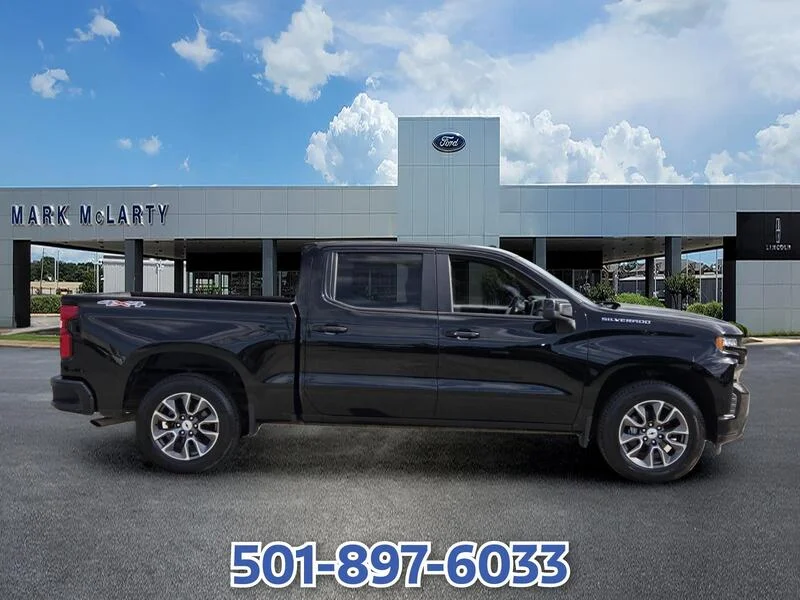 Used 2020 Black CHEVROLET 4WD CREW CAB 147" RST image 6