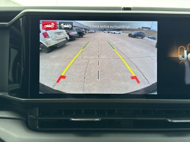 2025 Jeep Wrangler 4-Door Sahara - Photo 9