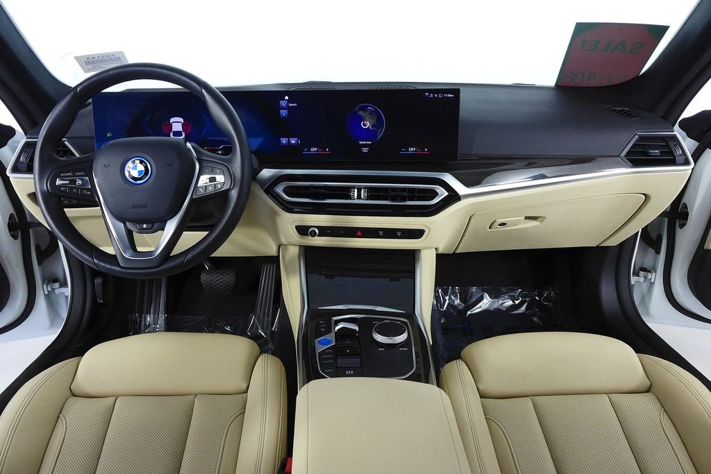 Used 2023 Alpine White BMW eDrive35 image 25