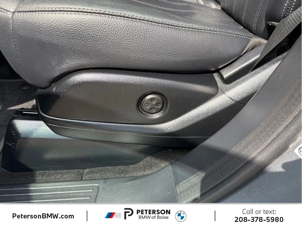 Used 2019 Gray Mercedes-Benz GLE 400 image 23