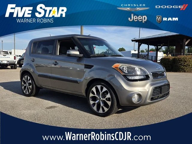 Used 2012 Silver Kia Exclaim image 1