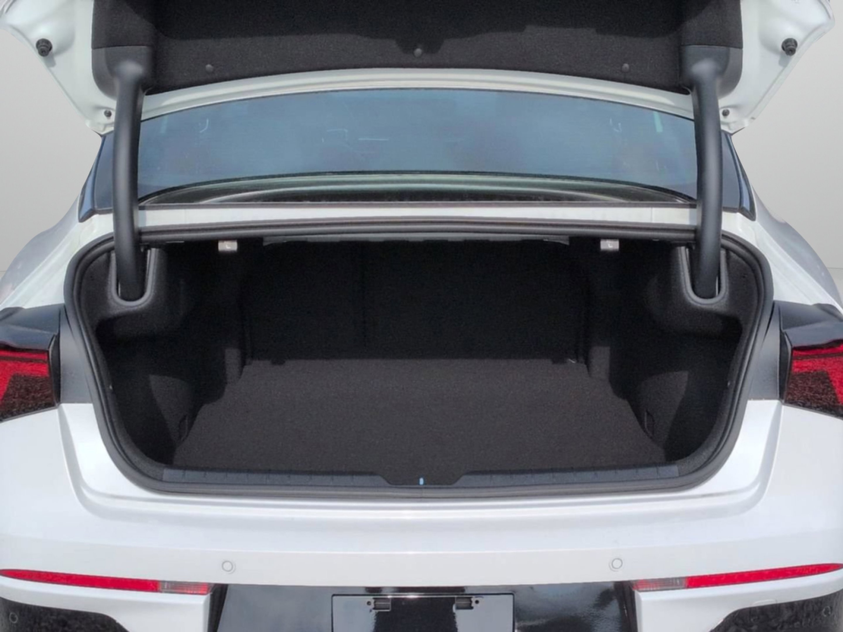 New 2026 Snow White Pearl Kia GT-Line AWD image 15