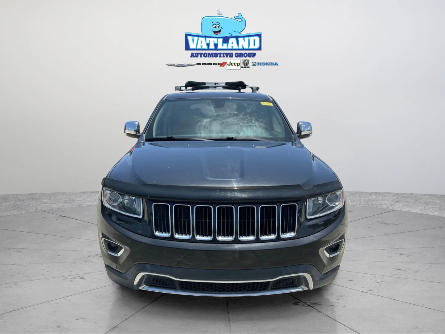 Used 2015 Brilliant Black Crystal Pearlcoat Jeep Limited image 21