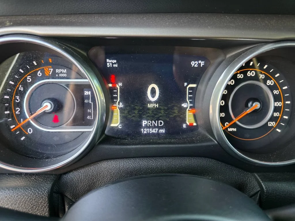 Used 2018 Silver Jeep Sport S 4x4 image 22