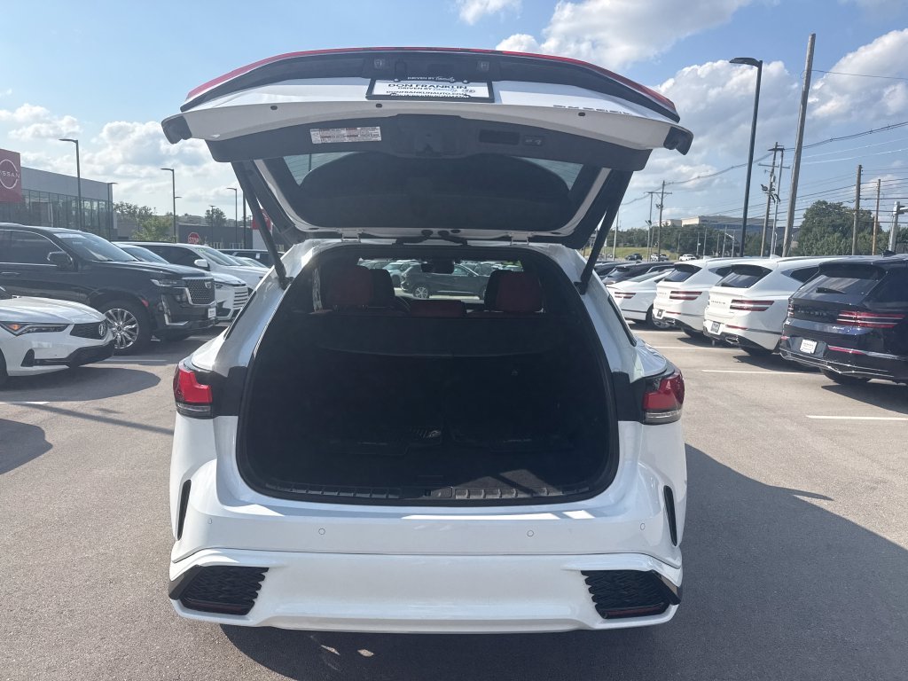Used 2023 White Lexus 500h F SPORT Performance image 9