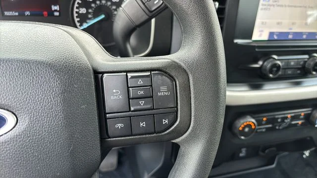 Used 2023 Silver Ford XLT image 23