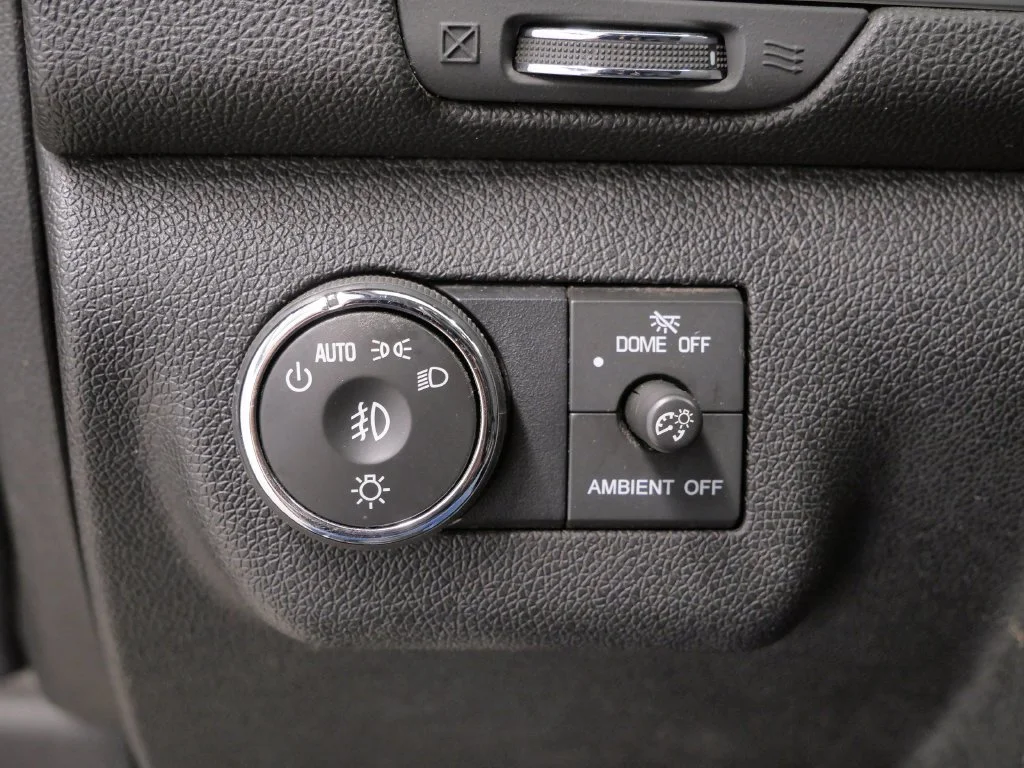Used 2014 Gold Chevrolet LT image 19
