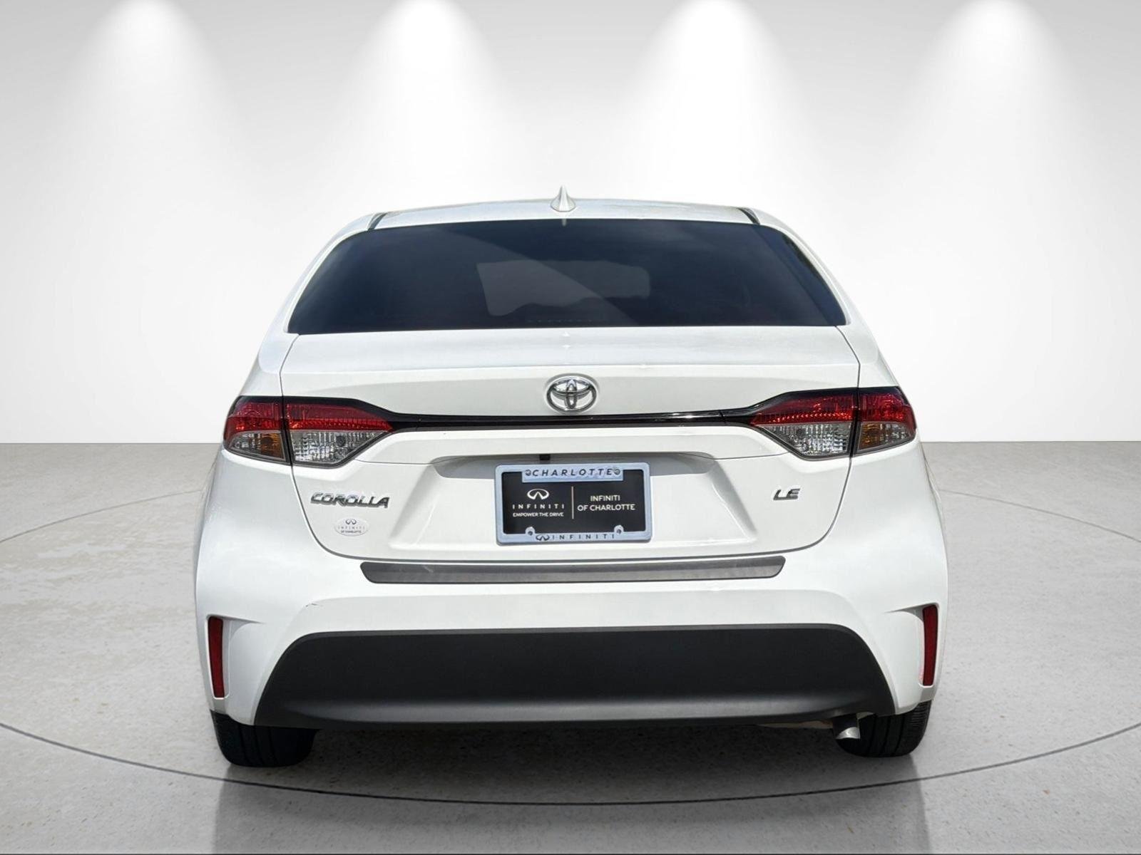 Used 2023 Ice Cap Toyota LE image 4