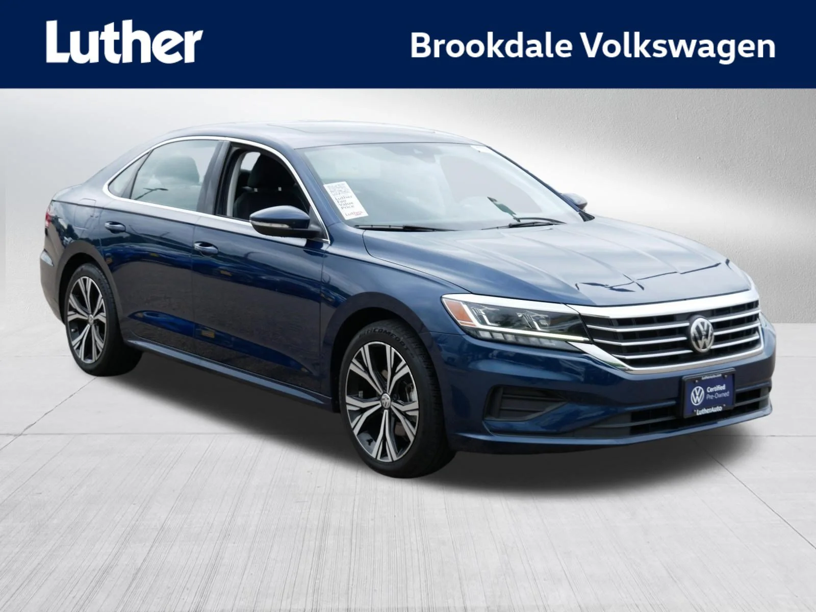 Certified Used 2022 Tourmaline Blue Metallic Volkswagen 2.0T SE image 1