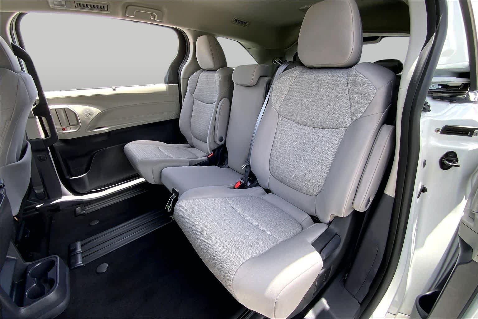 Used 2023 Ice Cap Toyota LE image 20