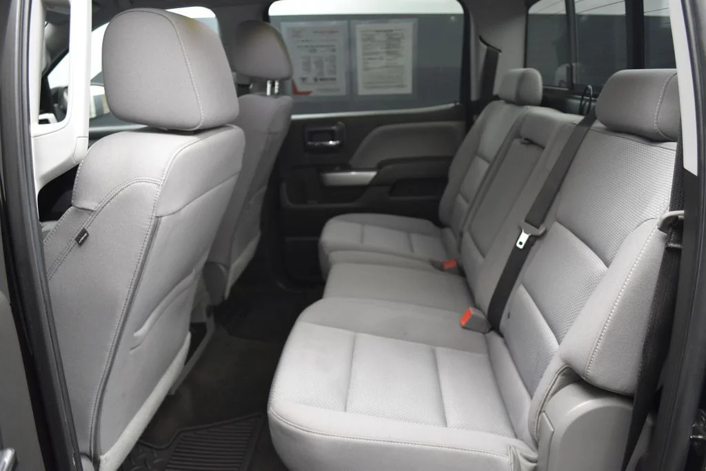 Used 2018 Black Chevrolet LT image 23