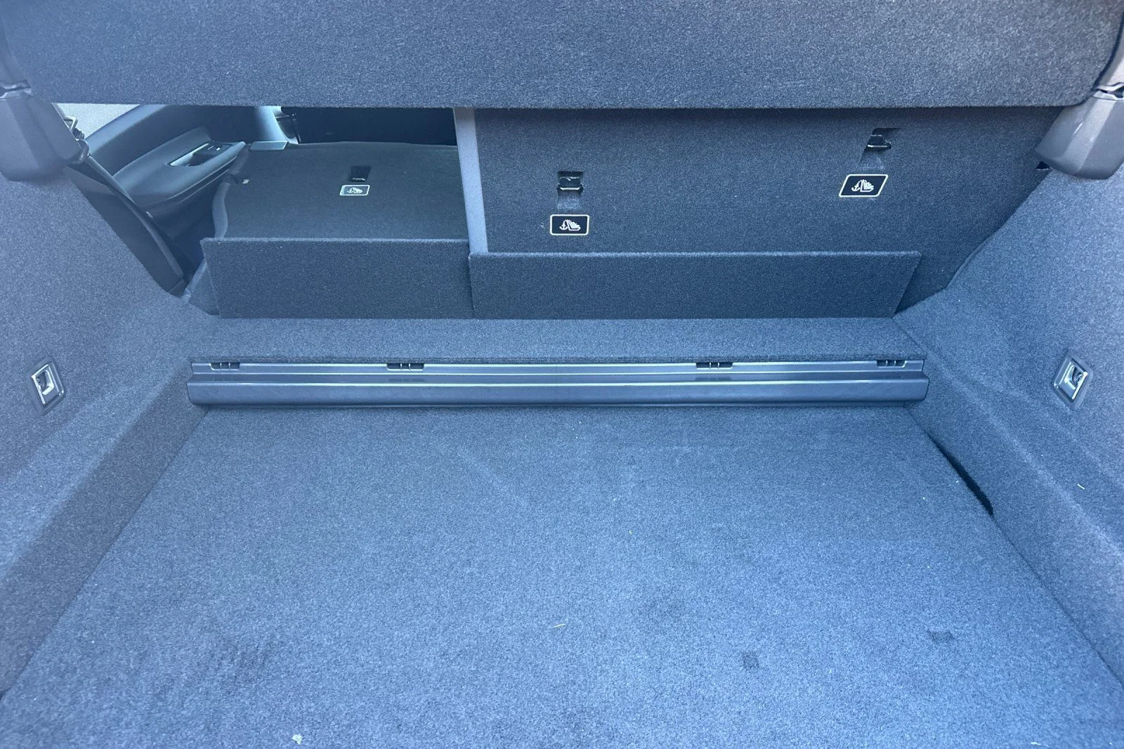 New 2026 White Polestar Long Range Dual Motor image 17