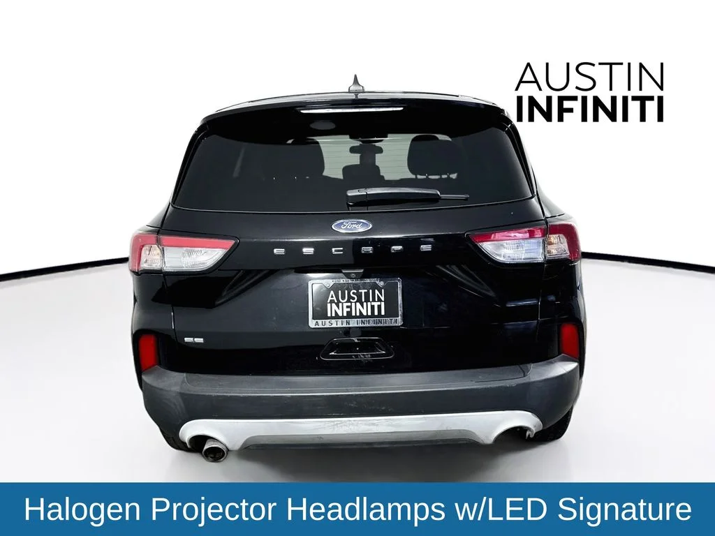 Used 2022 Black Ford SE image 6