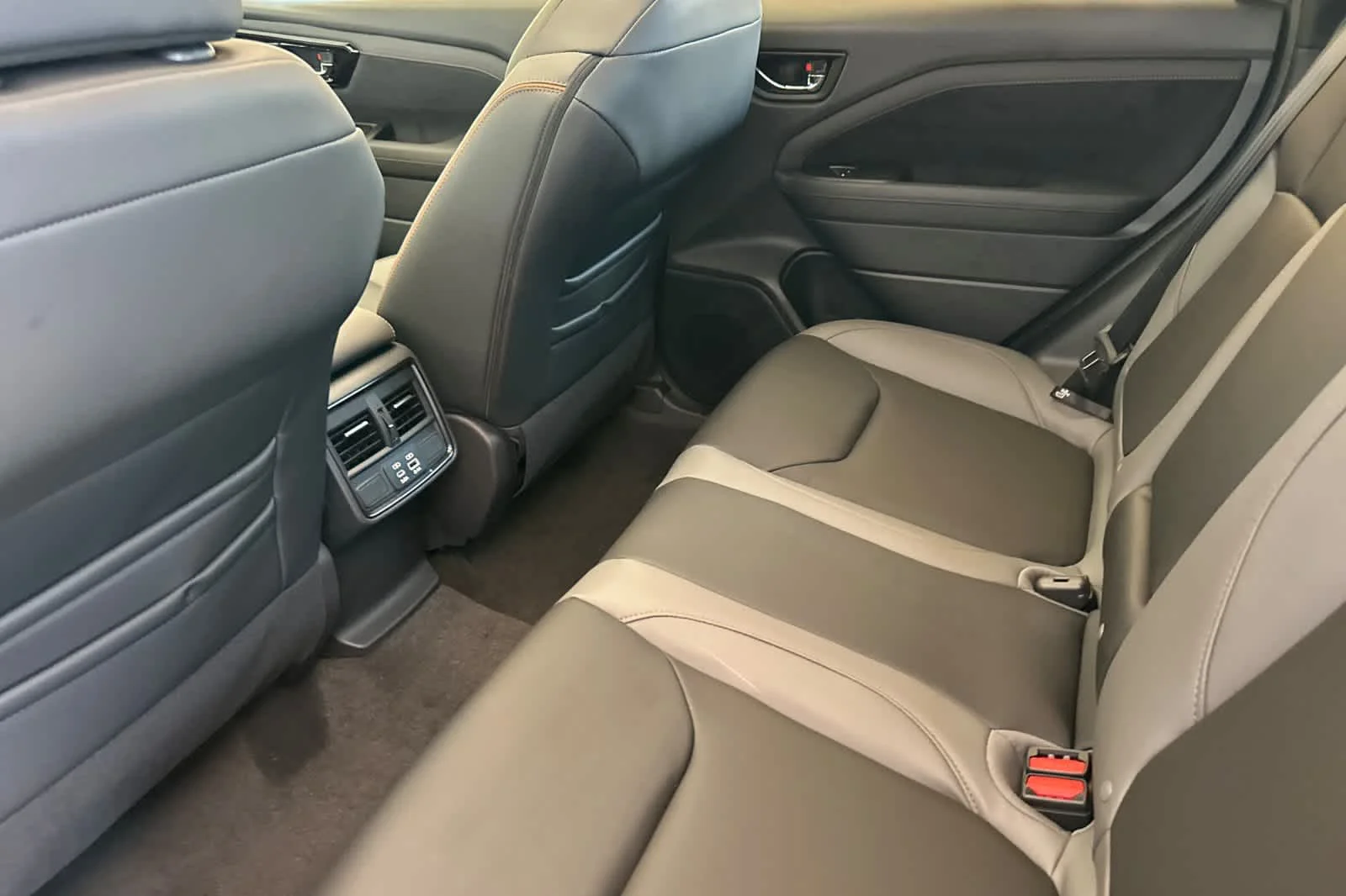 New 2026 RIVER ROCK PEARL Subaru Sport Onyx Edition image 11