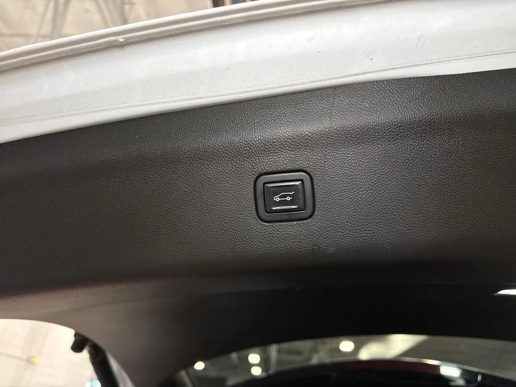Used 2021 White Buick Premium Group image 15