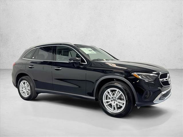 New 2026 Black Mercedes-Benz GLC 300 image 33