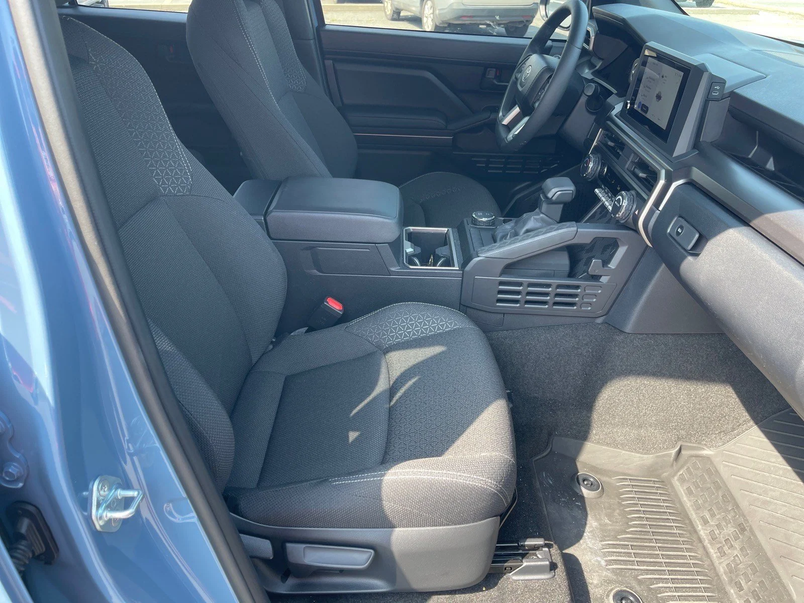 Used 2026 Blue Toyota SR5 image 18