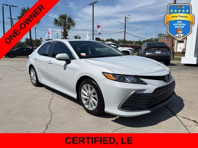 Used 2023 White Toyota LE image 3