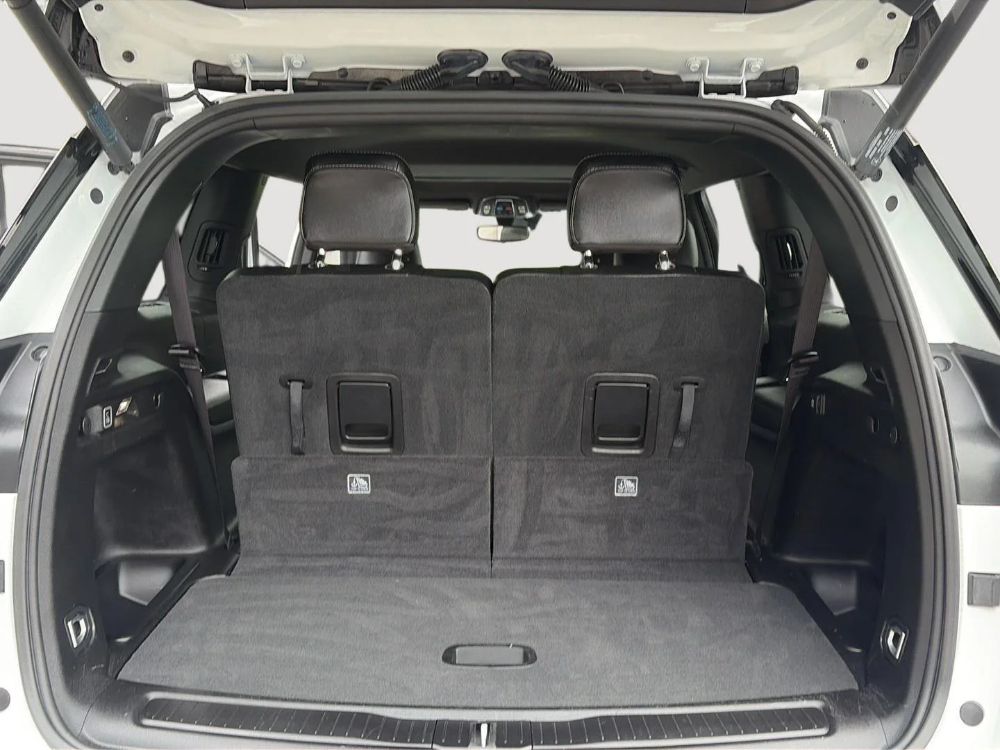 Used 2024 Bright White Clearcoat Jeep Altitude X image 30