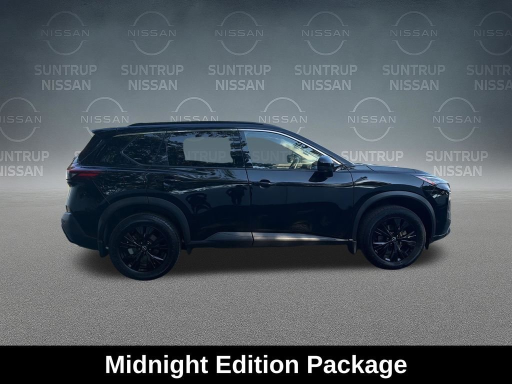 Used 2023 Black Nissan SV image 7