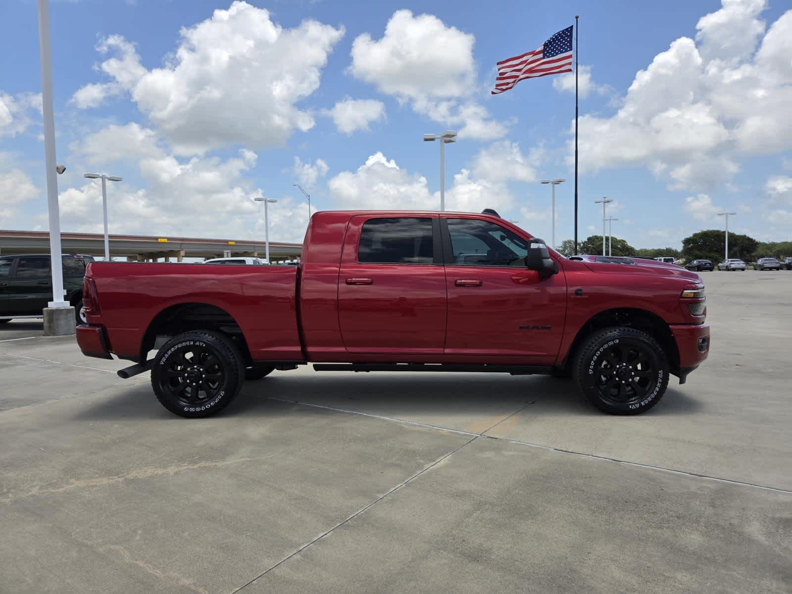 New 2026 Molten Red Pearl-Coat Exterior Paint RAM Laramie image 6