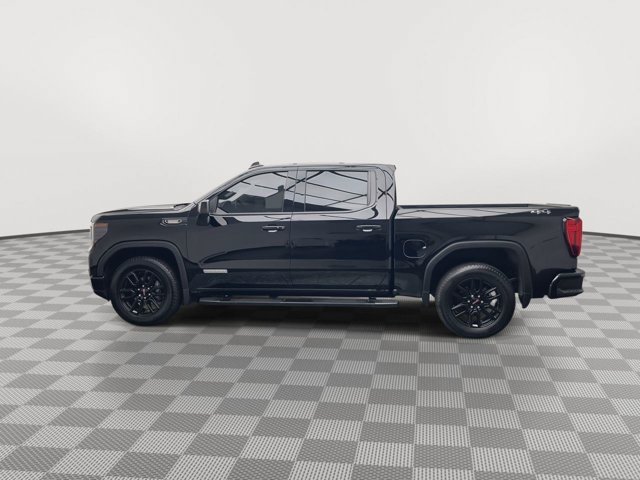 Used 2024 Onyx Black GMC Elevation image 44