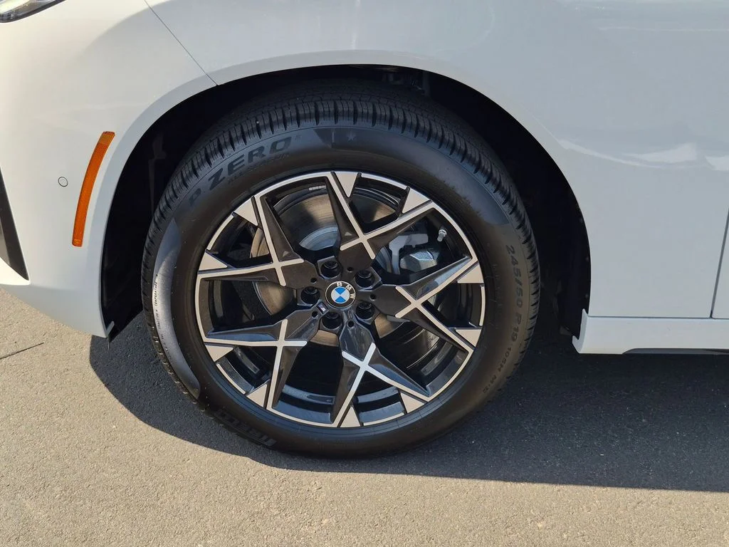 New 2026 White BMW 30 xDrive image 28