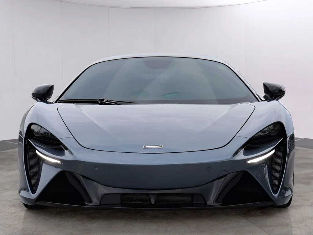 Used 2023 McLaren Artura Techlux with VIN SBM16AEA9PW001477 for sale in Kansas City