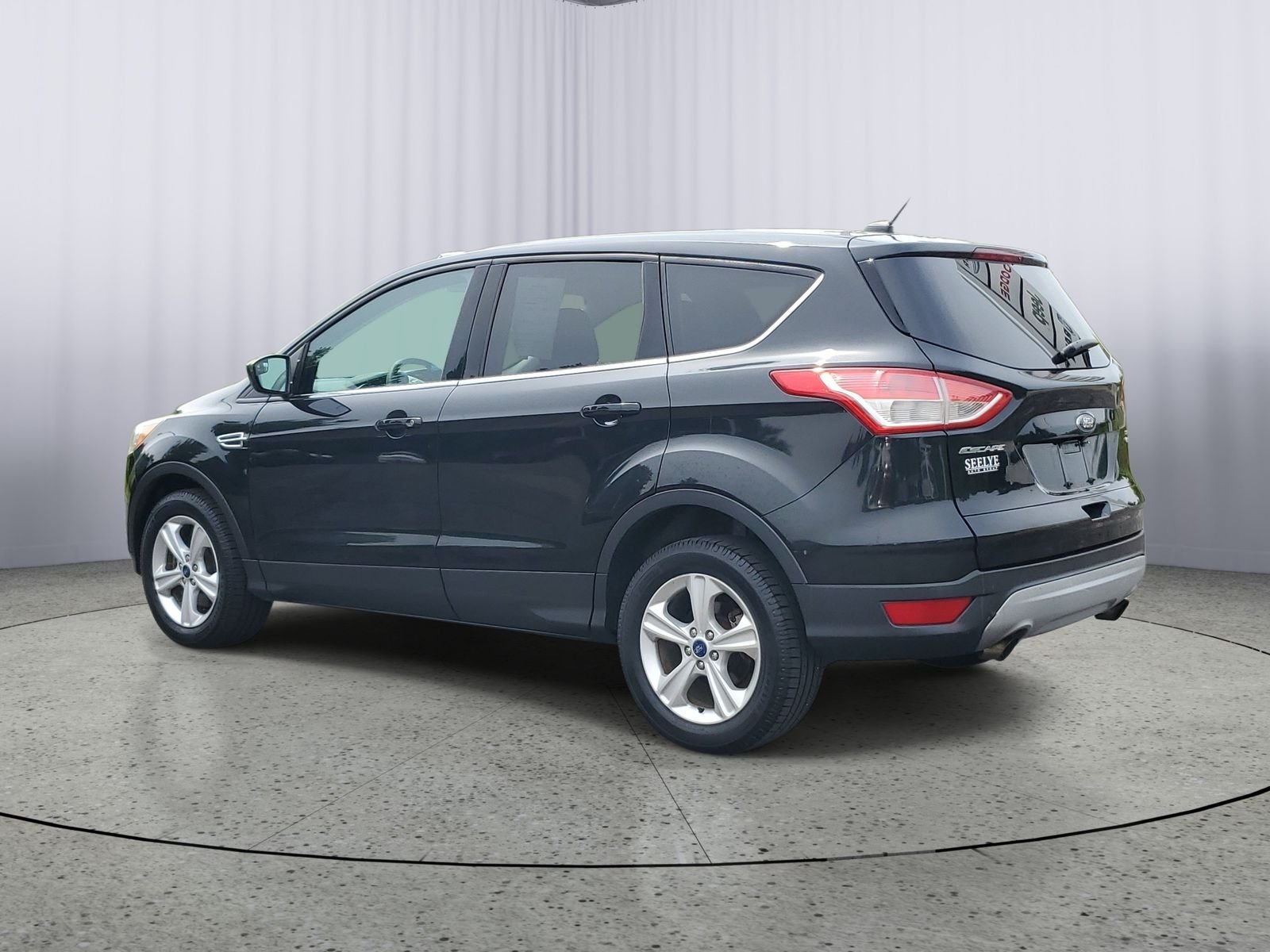 Used 2014 Black Ford SE image 3