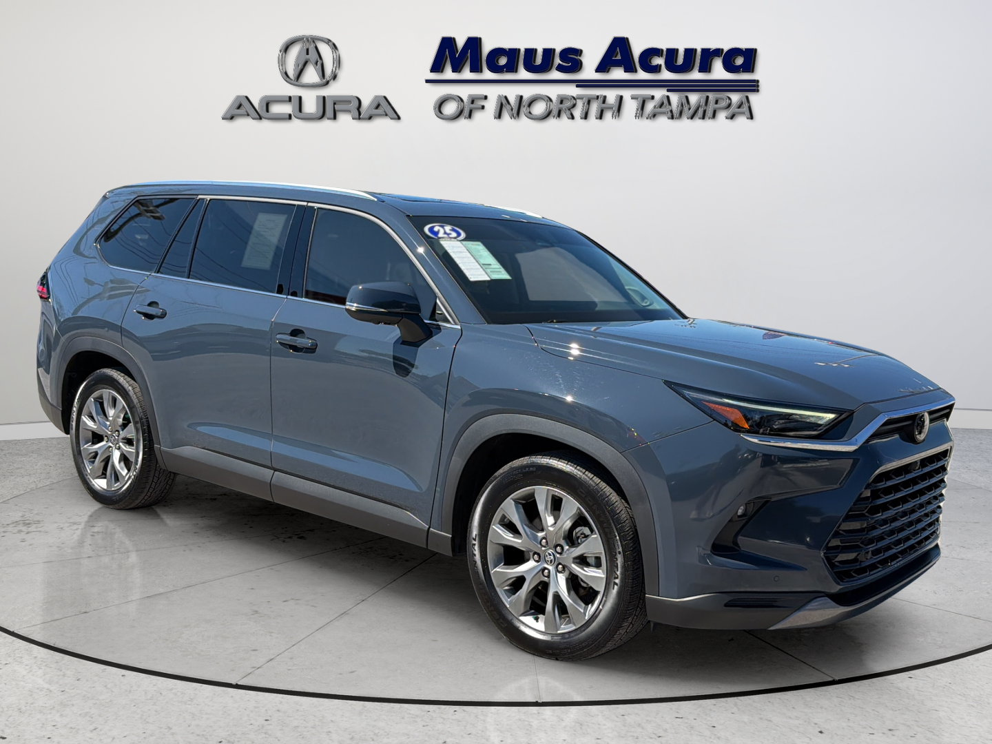 Used 2025 Cloud Toyota Limited image 14